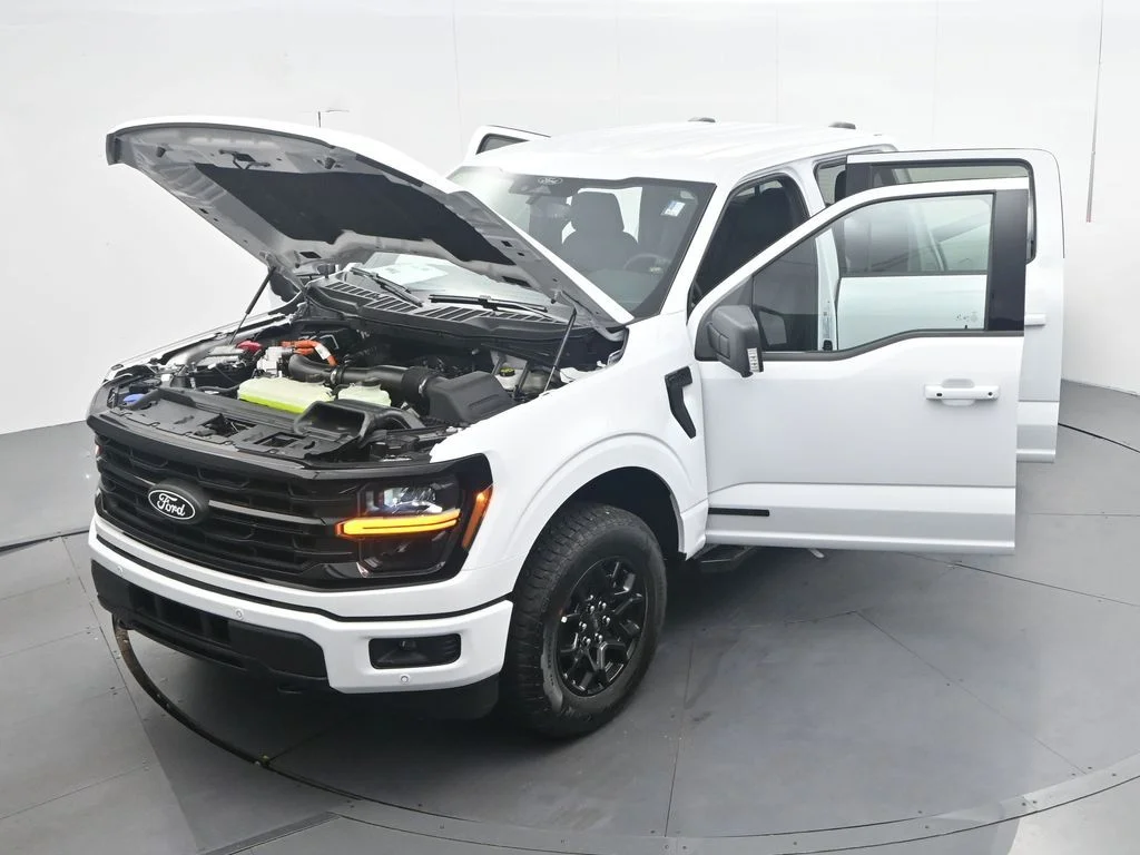 New 2026 Oxford White Ford XLT image 53