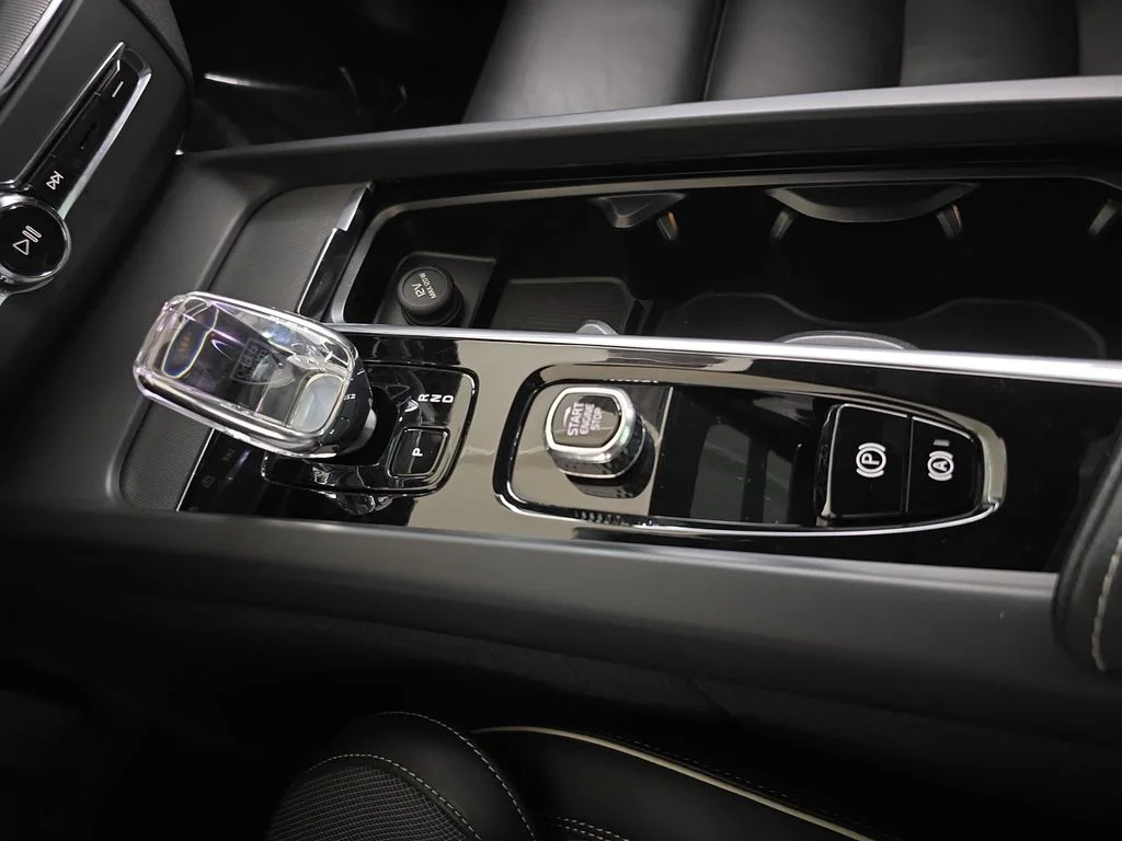 Used 2023 Silver Volvo T8 Polestar image 26