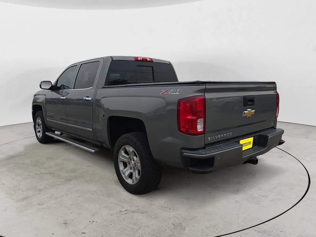 Used 2017 PEPPERDUST METALLIC Chevrolet LTZ image 7
