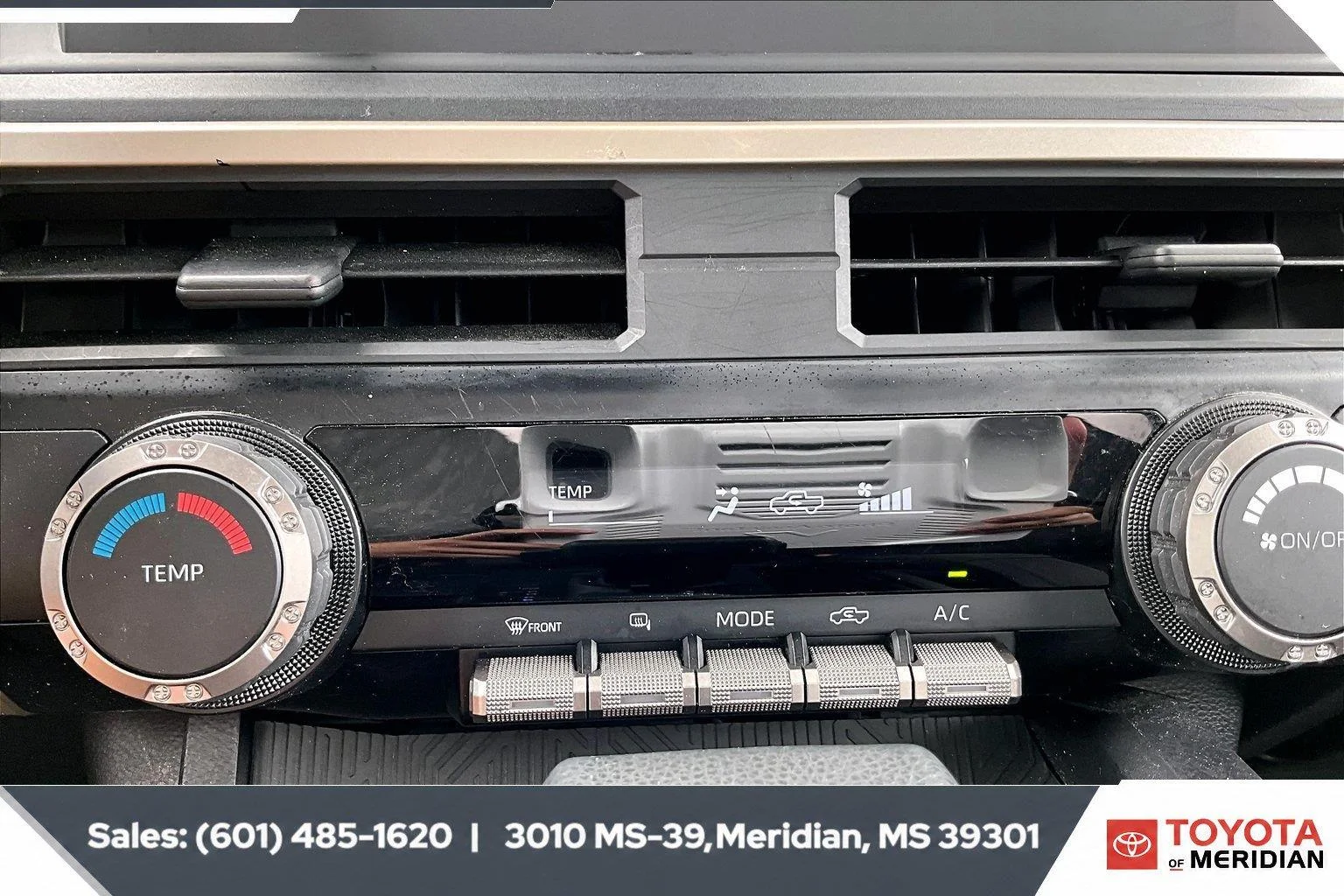 Used 2025 Celestial Silver Metallic Toyota SR image 22
