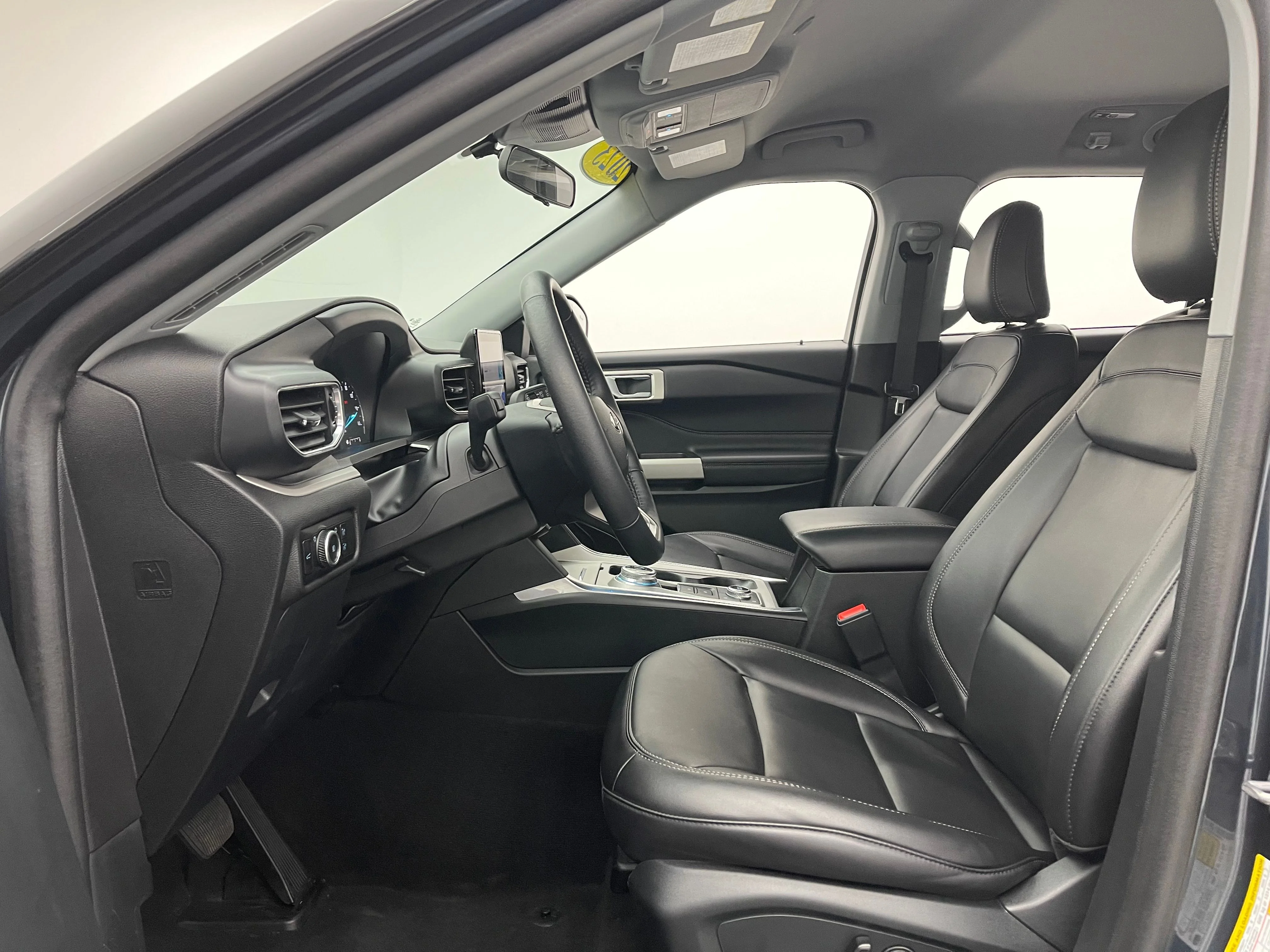 Used 2023 Stone Blue Metallic Ford XLT image 17