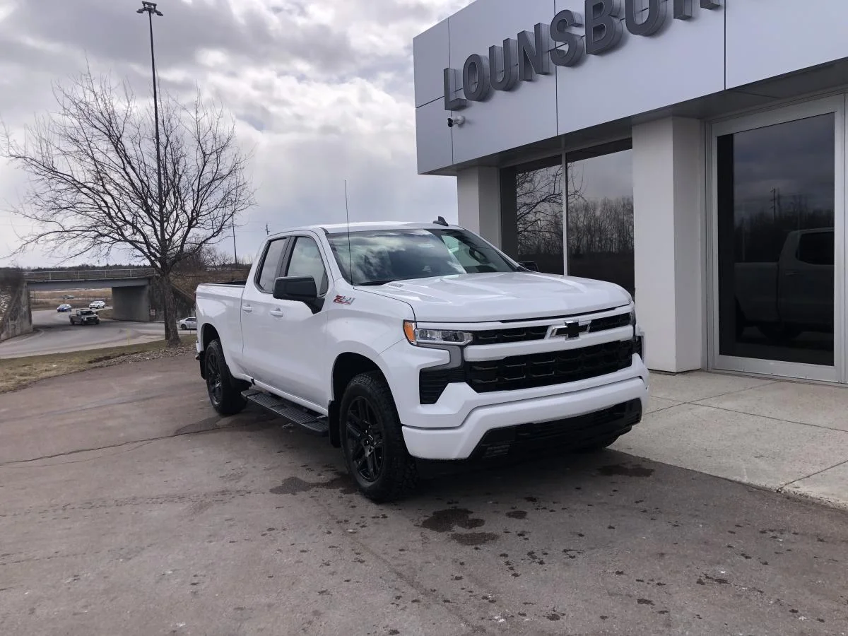 New 2026 White Chevrolet 4WD Double Cab 147" RST image 1