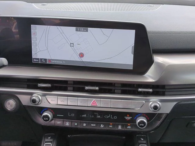 Certified Used 2025 White Kia S image 17