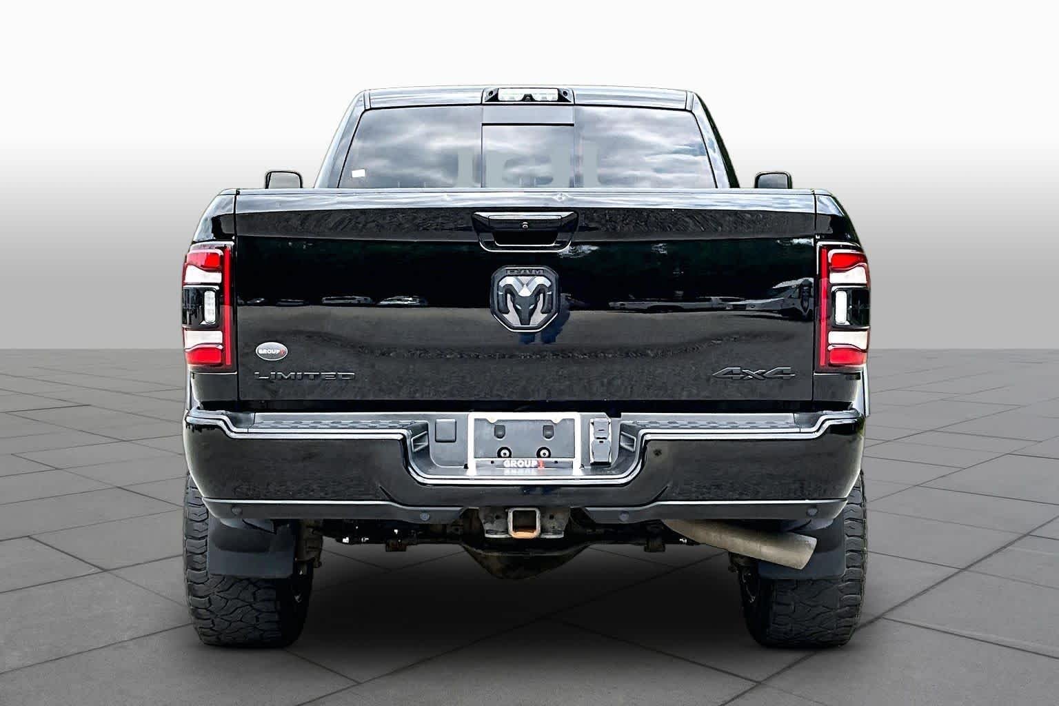 Used 2021 Diamond Black Crystal Pearlcoat Ram Limited image 5