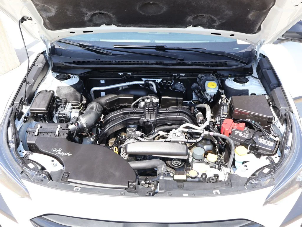 Used 2025 White Subaru Onyx Edition image 41