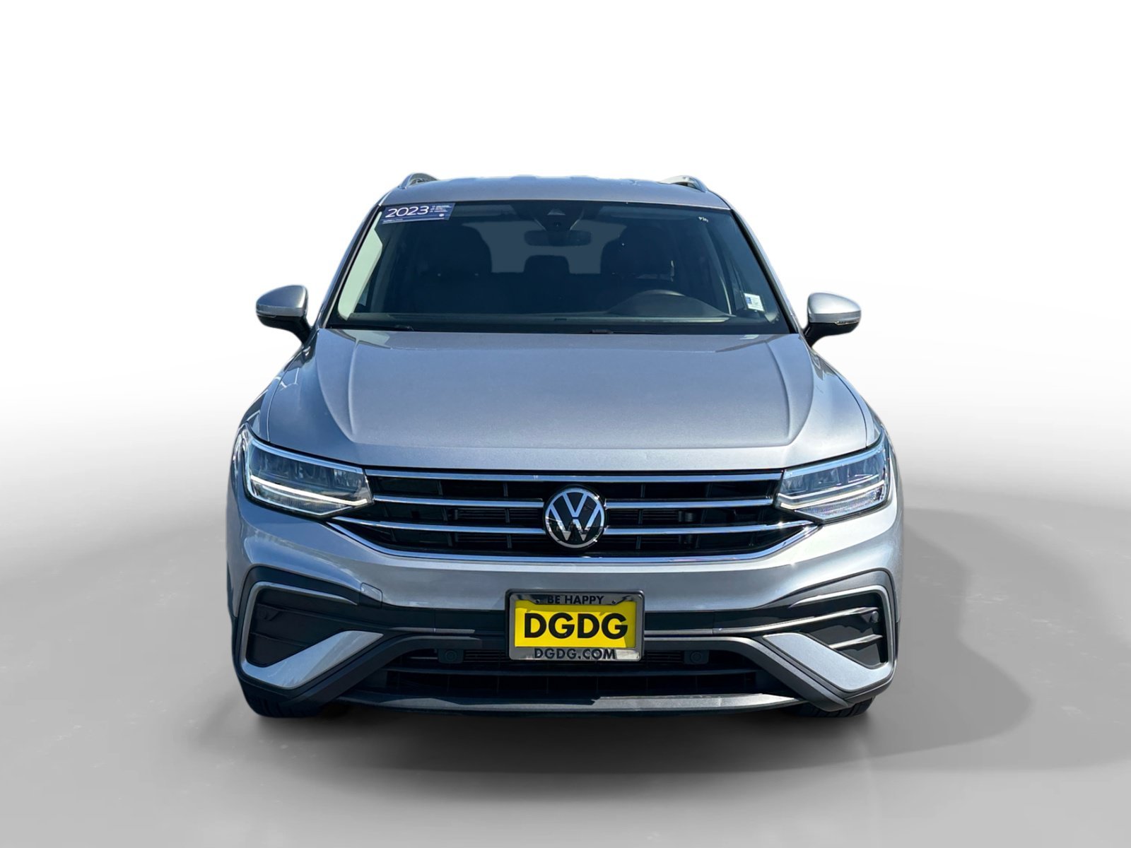 Certified Used 2023 Silver Metallic Volkswagen 2.0T SE image 8