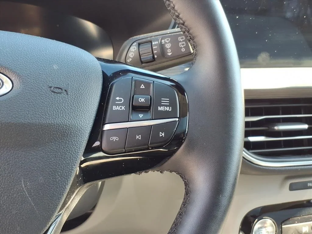 New 2024 Star White Metallic Tri-coat Ford Plug-in Hybrid image 16