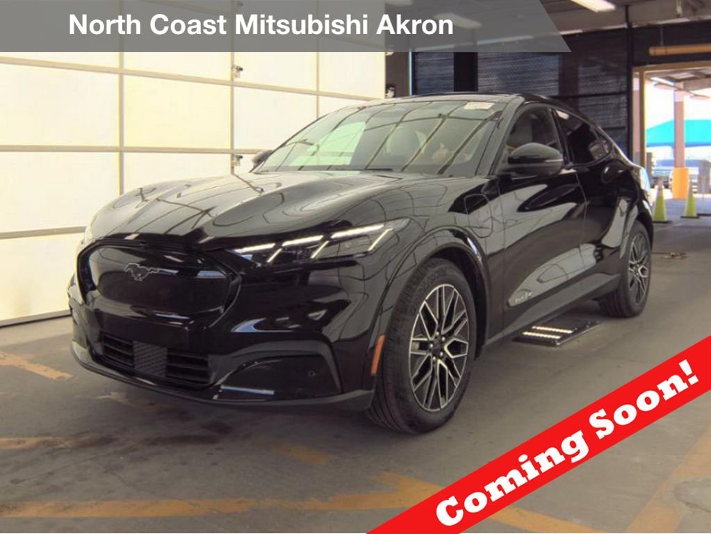Used 2025 Black Ford Premium image 1