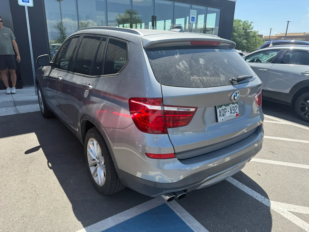 Used 2017  BMW xDrive28i image 4