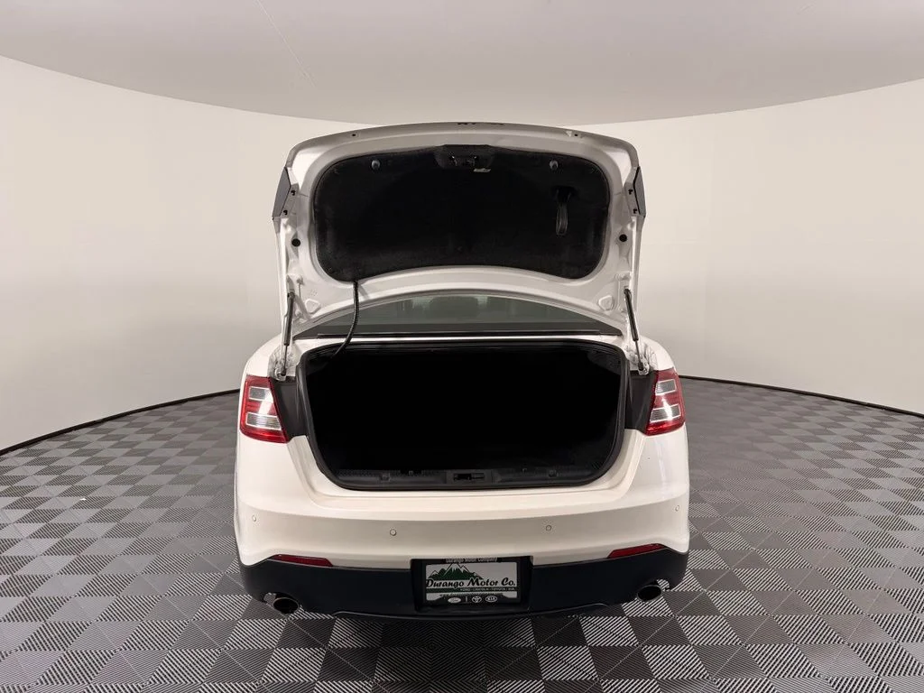 Used 2017 White Ford SEL image 10