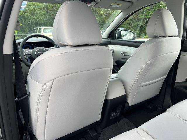 New 2026 Silver Hyundai SE FWD image 30