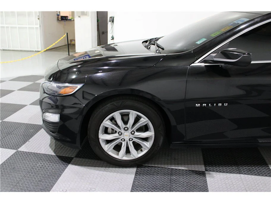 Used 2023 Mosaic Black Metallic Chevrolet LT image 9