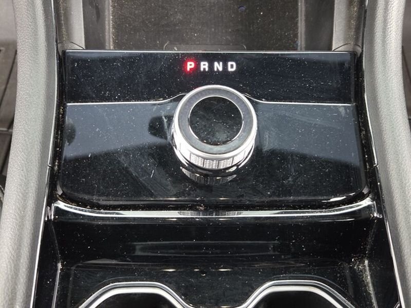 Used 2023 Metallic Jeep Altitude image 21
