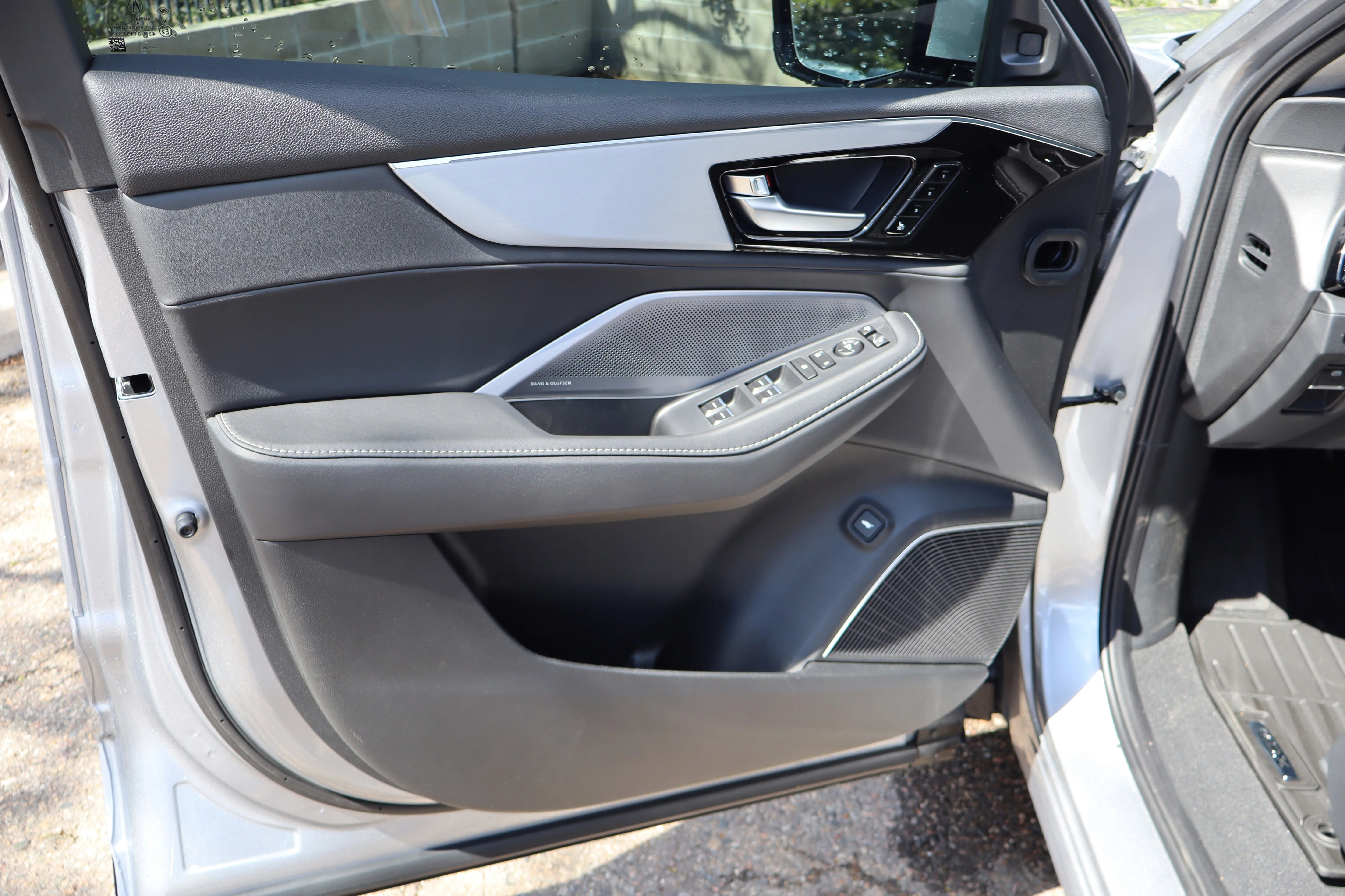 New 2026 Solar Silver Metallic Acura w/Technology Package image 23