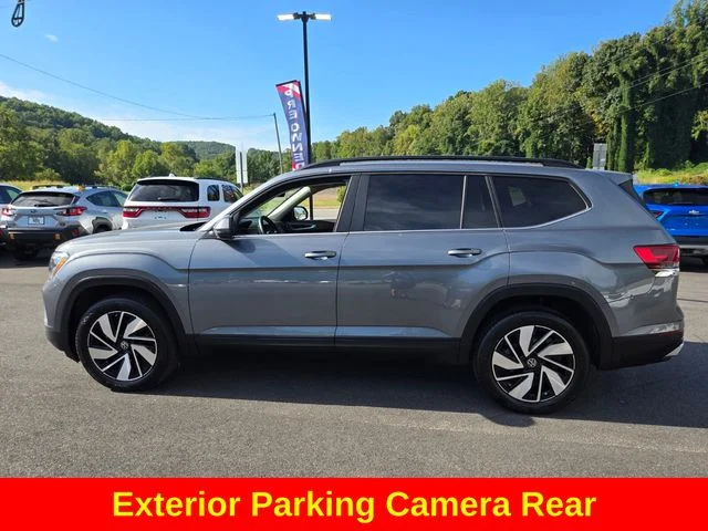 Used 2025 Gray Volkswagen 2.0T SE w/Technology image 5