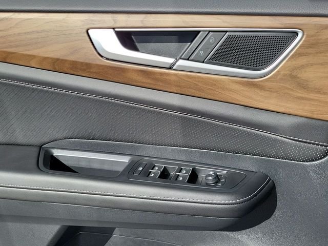 2026 Volkswagen Atlas SE w/Tech - Photo 10