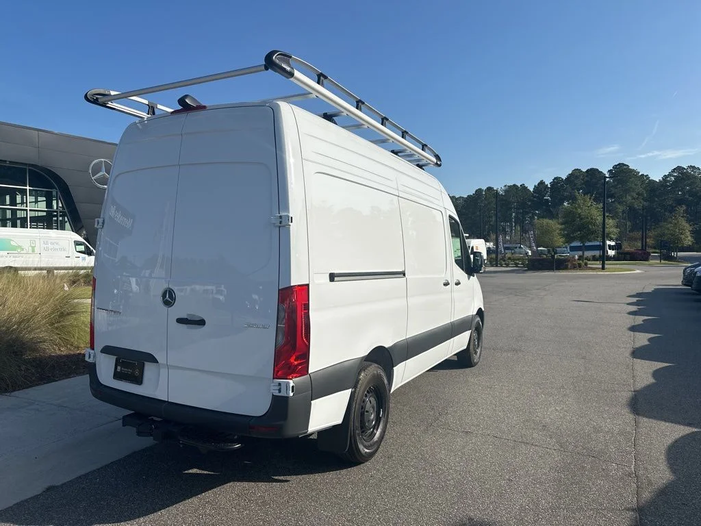 New 2026  Mercedes-Benz Ranger Contractor PKG/Roof Rack image 5