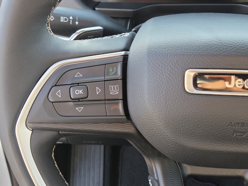 Used 2023 White Jeep Altitude X image 24