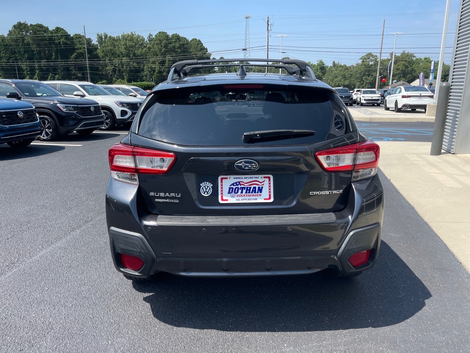 Used 2018 Dark Gray Metallic Dgm Subaru 2.0i Limited image 14