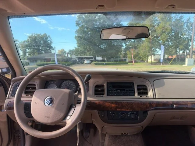 Used 2005 Tan Mercury GS image 24