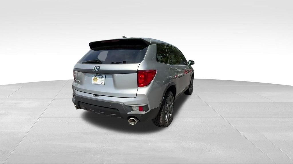 Used 2022 Silver Honda EX-L image 6
