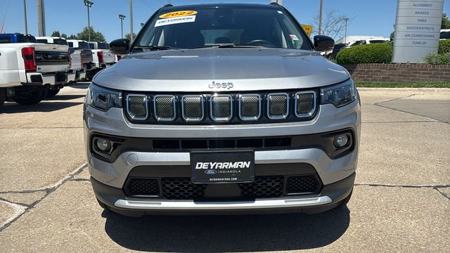 Certified Used 2022 Silver Jeep Limited image 4