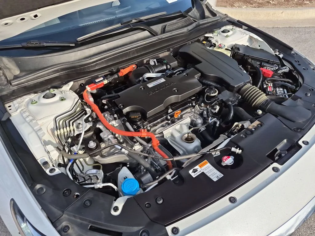 Used 2019  Honda Touring image 17