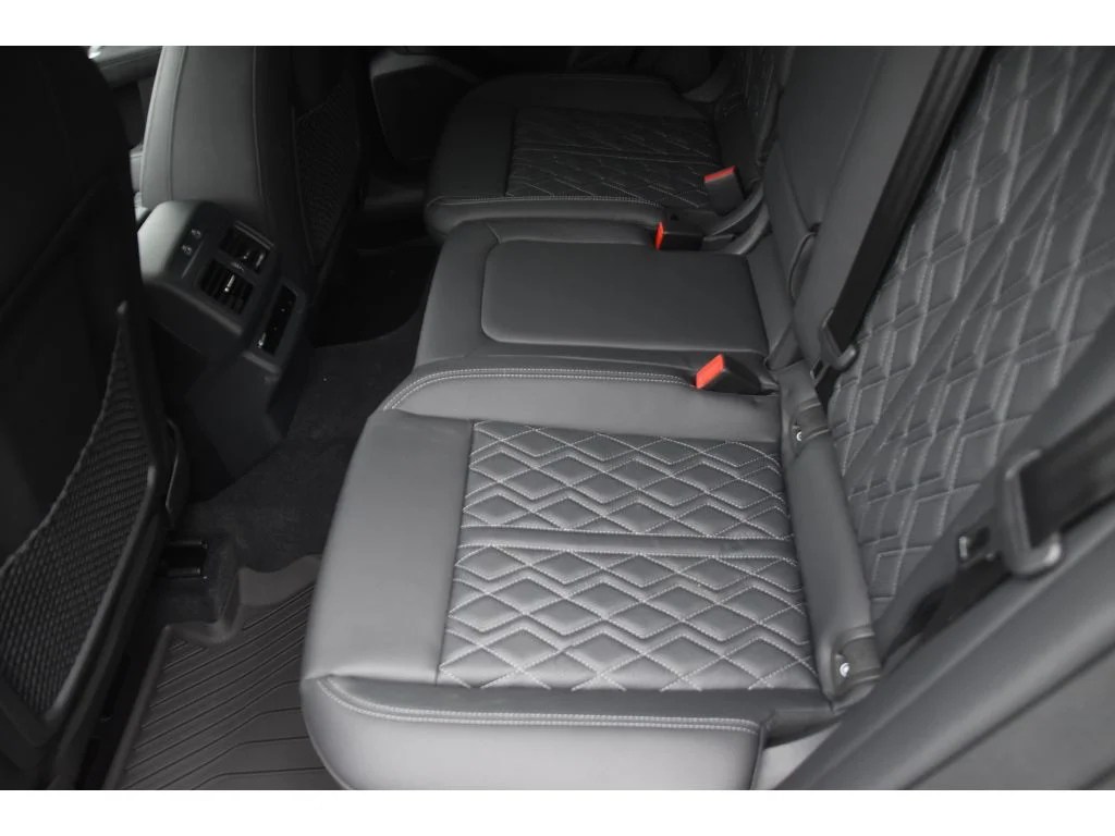 New 2026 Glacier White Metallic Audi Premium Plus image 14