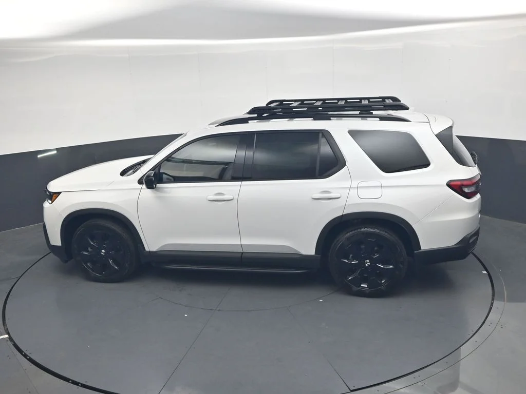New 2026 Platinum White Pearl Honda Black Edition image 20