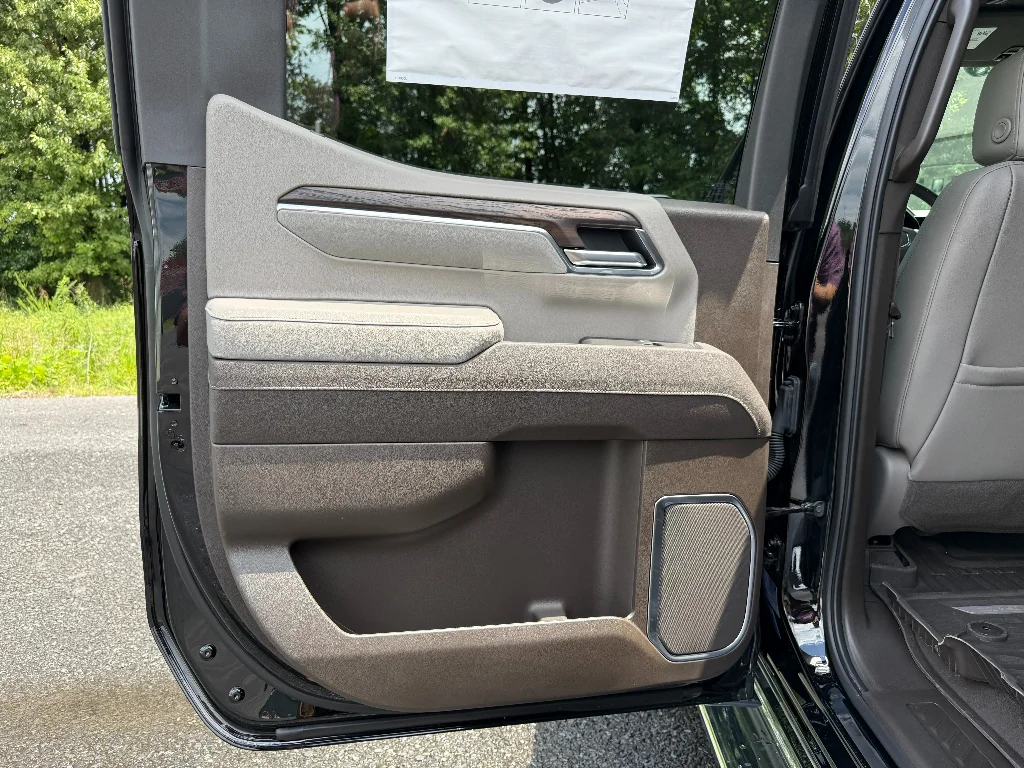 2026 GMC Sierra 1500 SLT - Photo 25