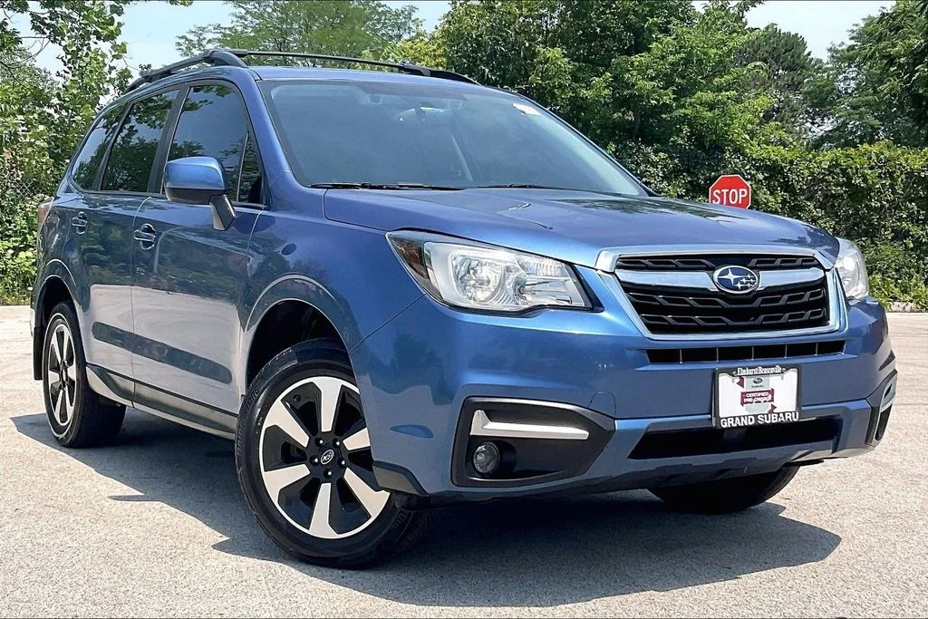 Used 2018 Blue Subaru 2.5i Premium image 33
