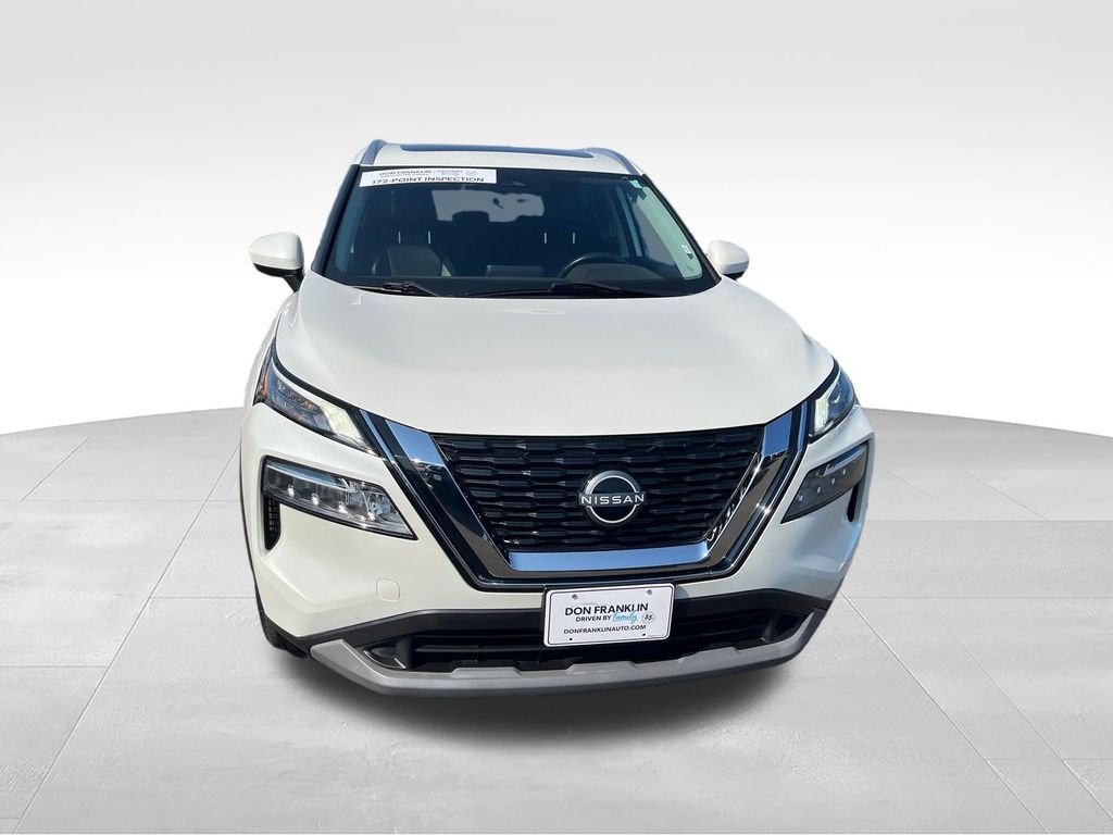 Used 2023 White Nissan SV image 8
