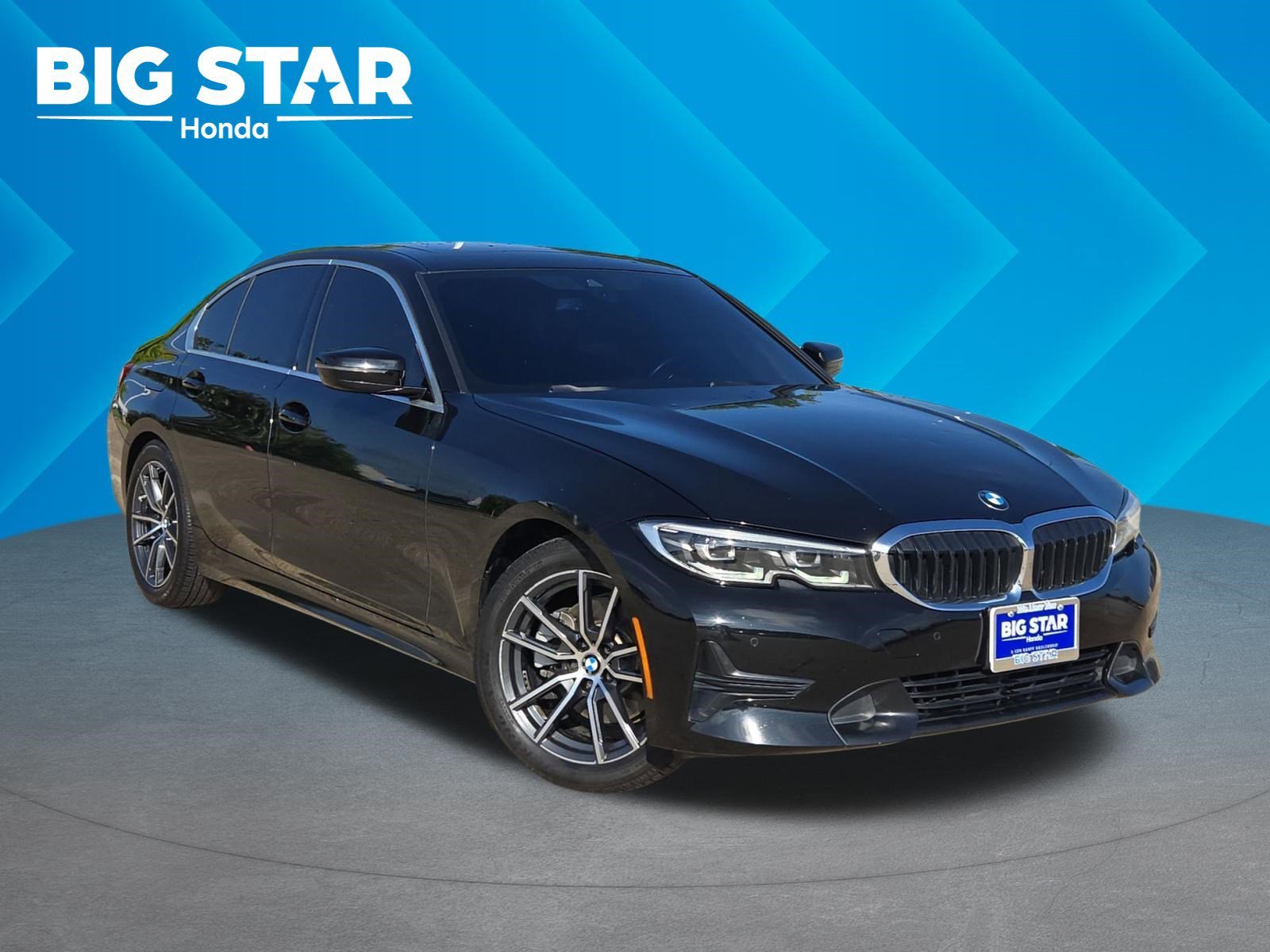2020 BMW 3 Series 330i Sedan's photo