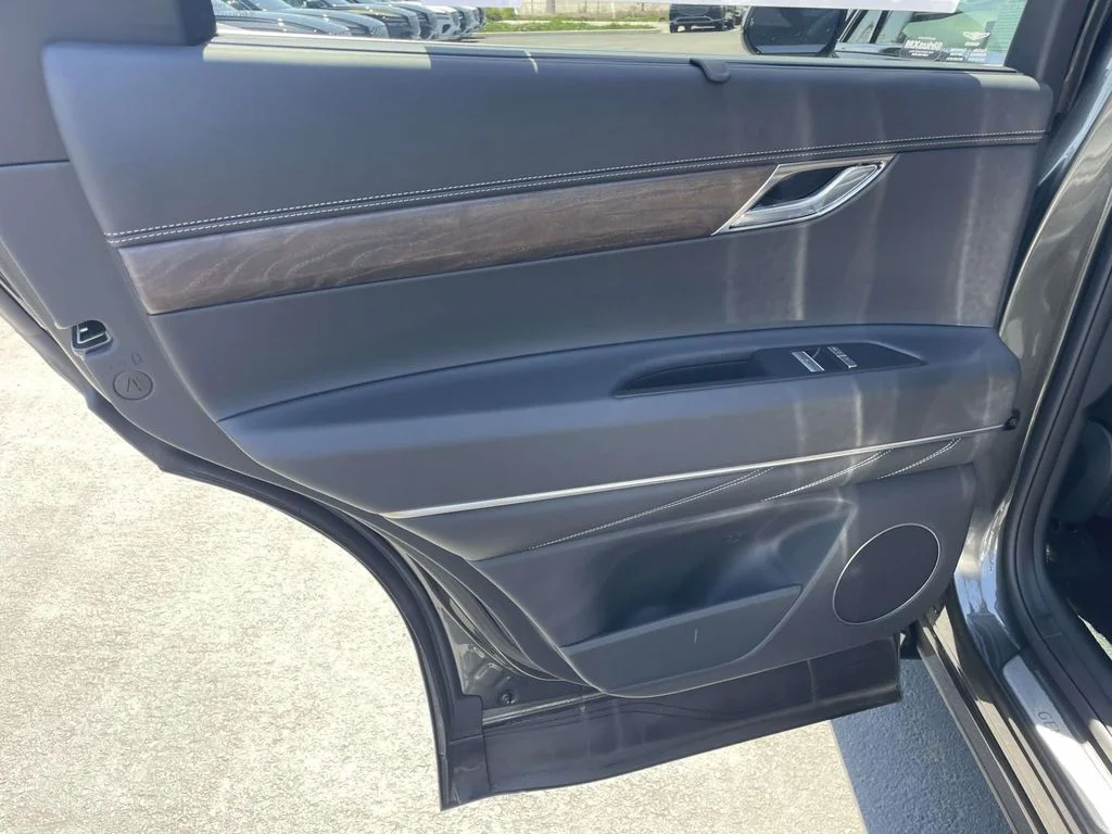 New 2026 Gray Genesis 2.5T Select image 22