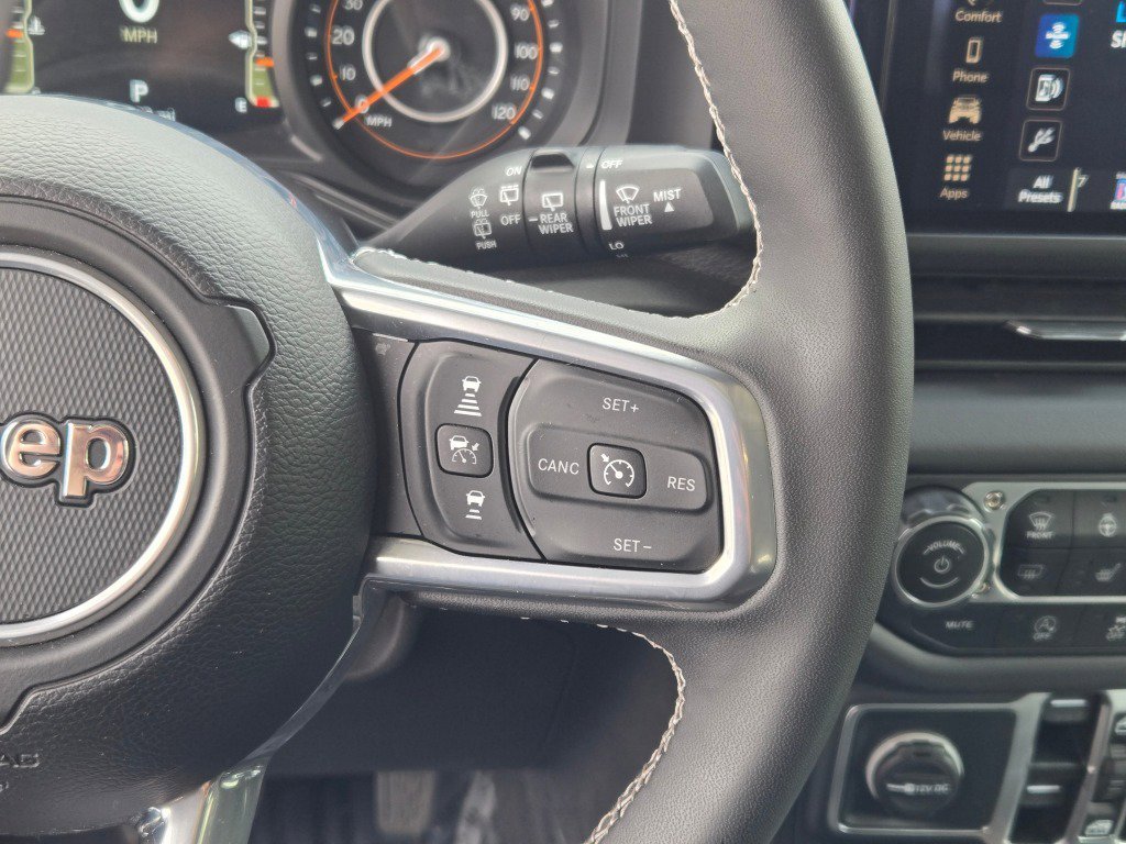 2025 Jeep Wrangler 4-Door Sahara - Photo 27