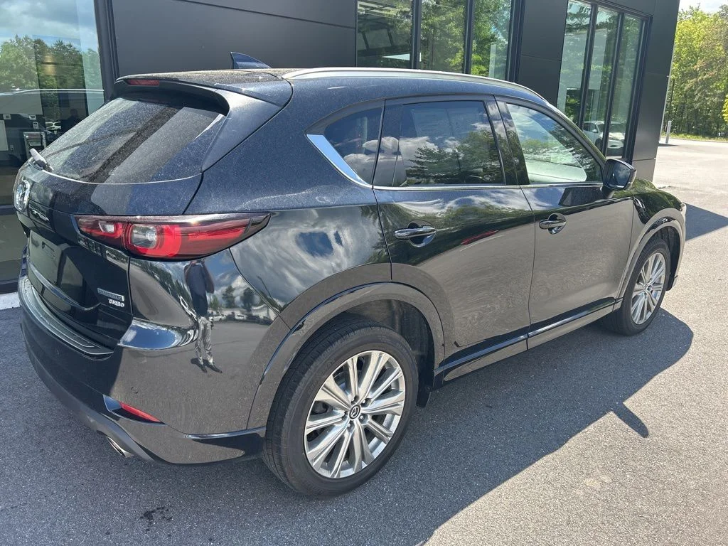 Used 2022 Jet Black Mazda 2.5 Turbo Signature image 5