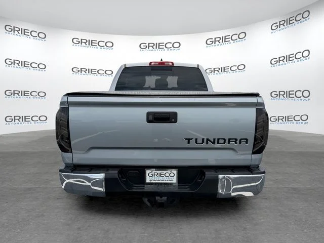 Used 2020 Silver Toyota SR5 image 6