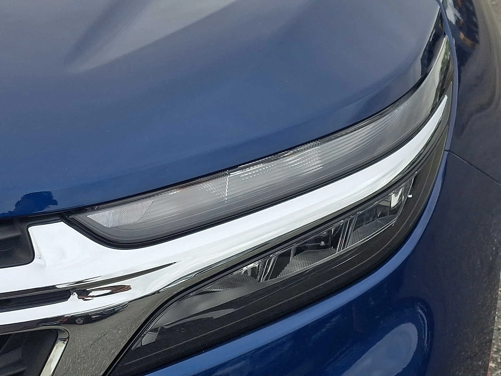 Used 2022 Blue Glow Metallic Chevrolet LS image 9