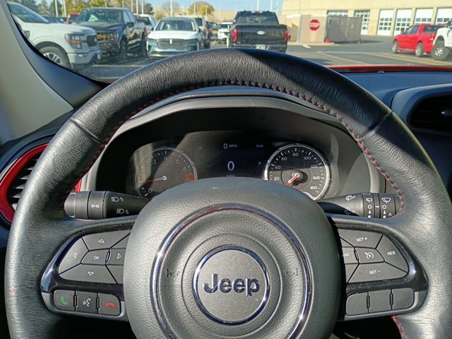 Certified Used 2022 Red Jeep Latitude image 6