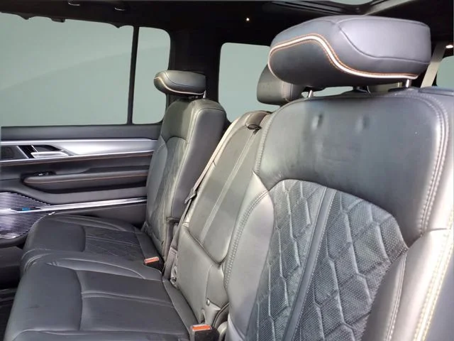 Used 2022 Black Jeep Series III image 16