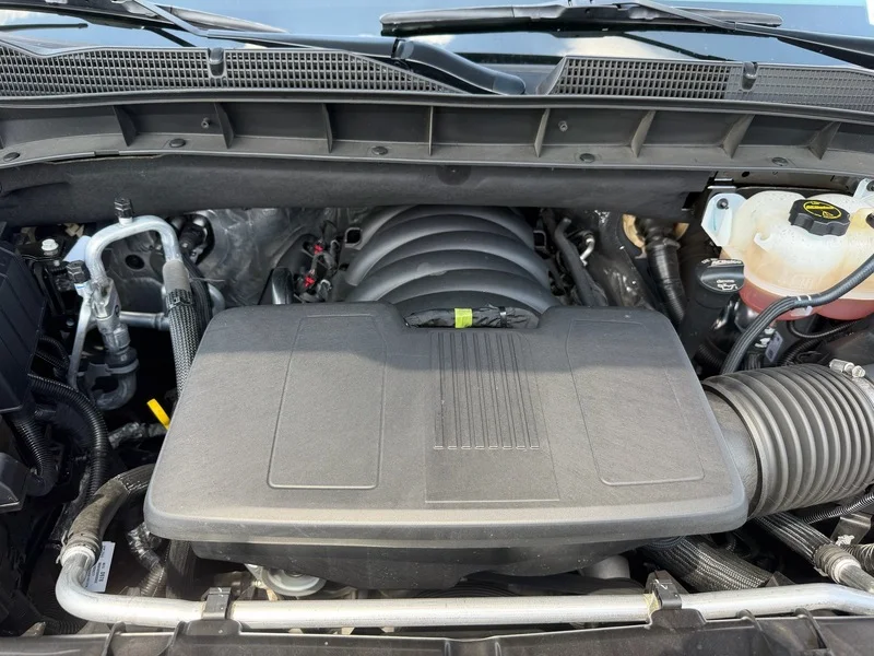 Used 2024 Sterling Metallic GMC Elevation image 36