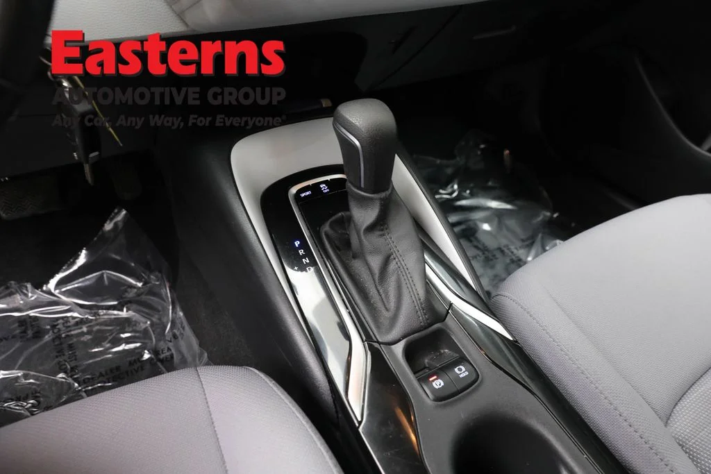 Used 2022 Blue Toyota SE image 12