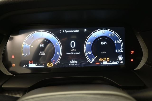 Used 2025 White/off-white Jeep Laredo image 6