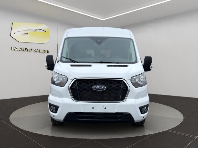 Used 2025 White Ford XL image 2