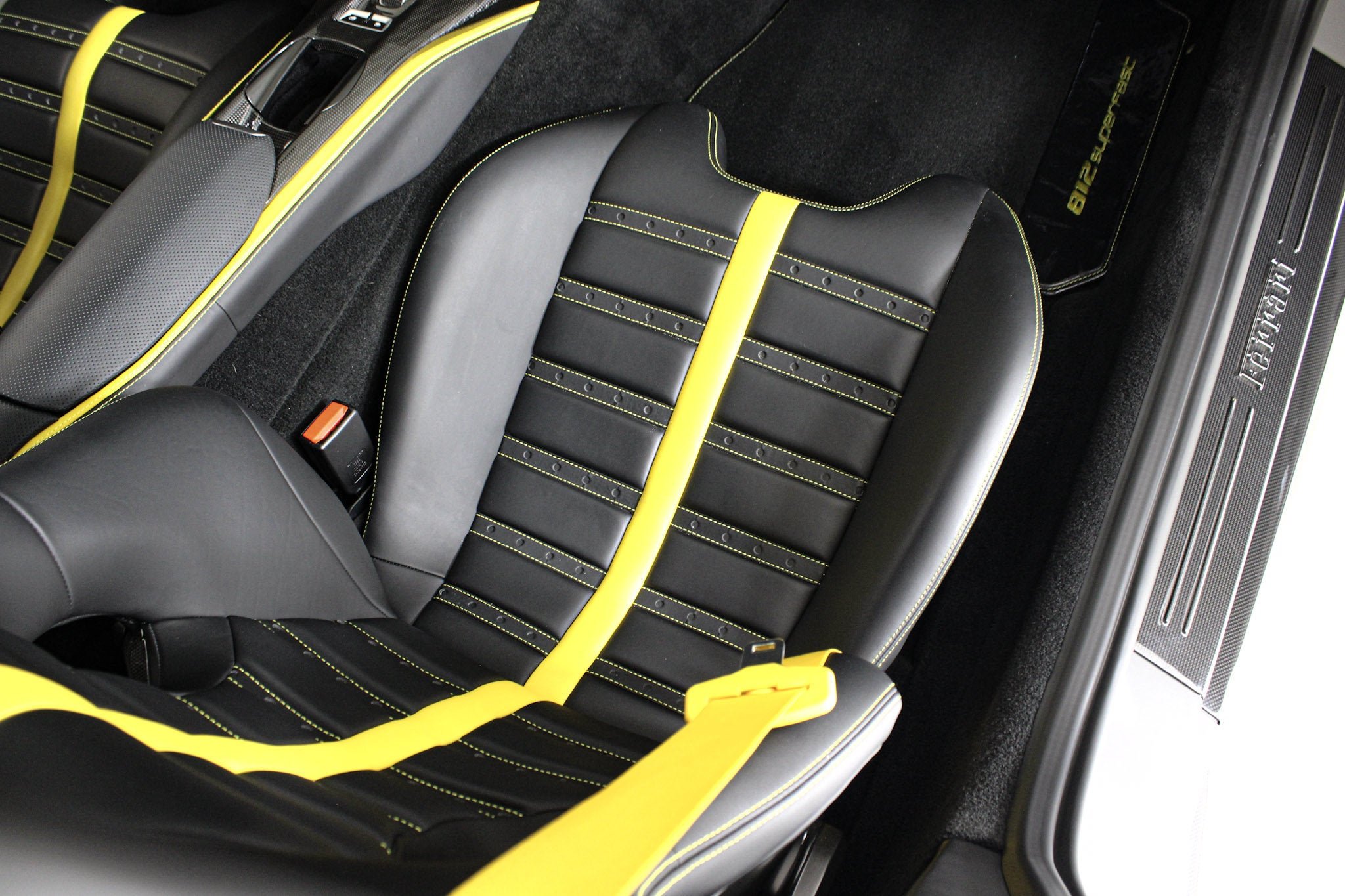 Used 2019 Extra Sample Ferrari  image 22