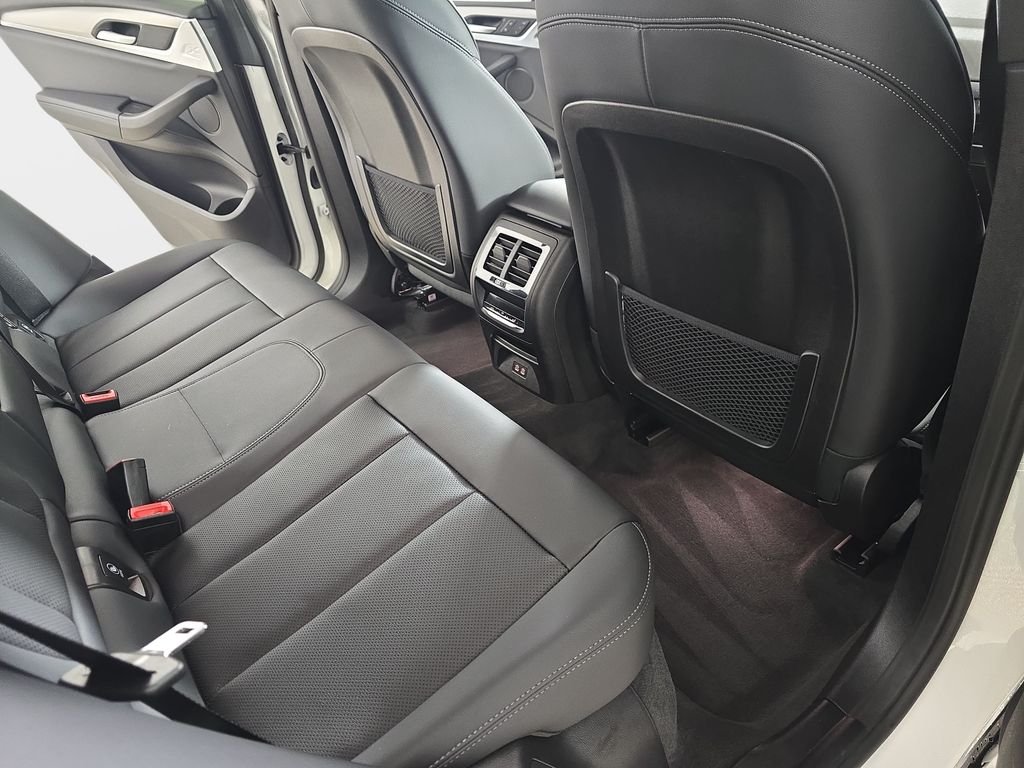 Certified Used 2025 Mineral White Metallic BMW xDrive30i image 10