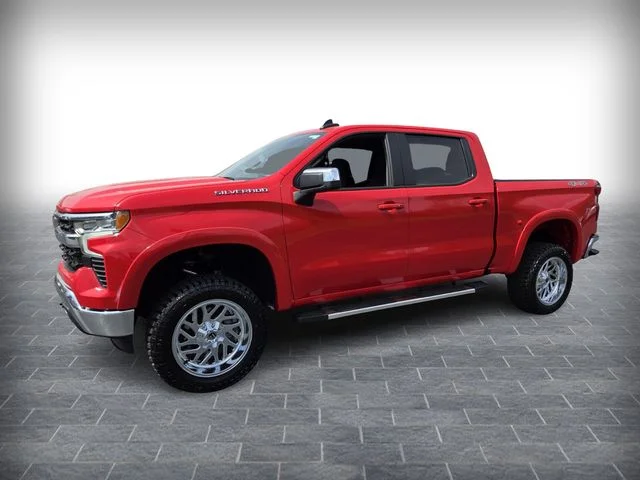 Used 2025 Red Chevrolet LT image 3