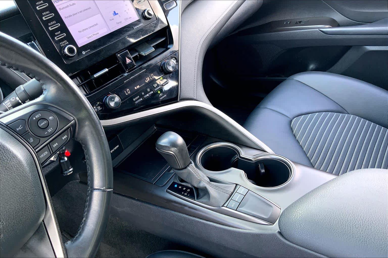 Used 2022 Blueprint Toyota SE image 16