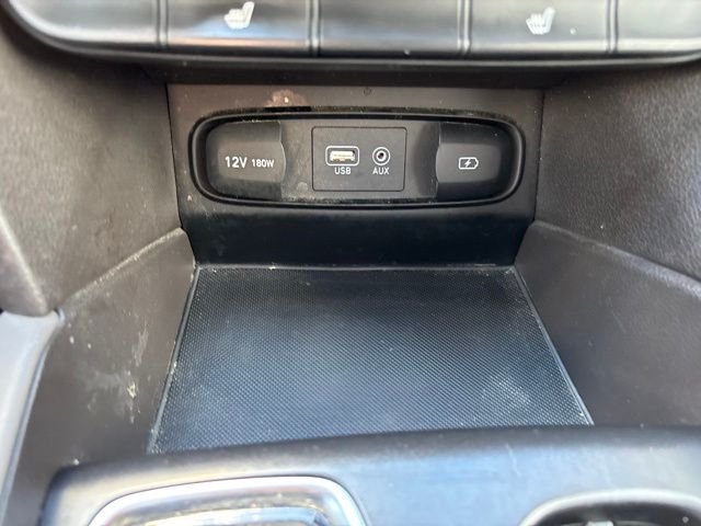 Used 2019 Lava Orange Hyundai Limited image 28