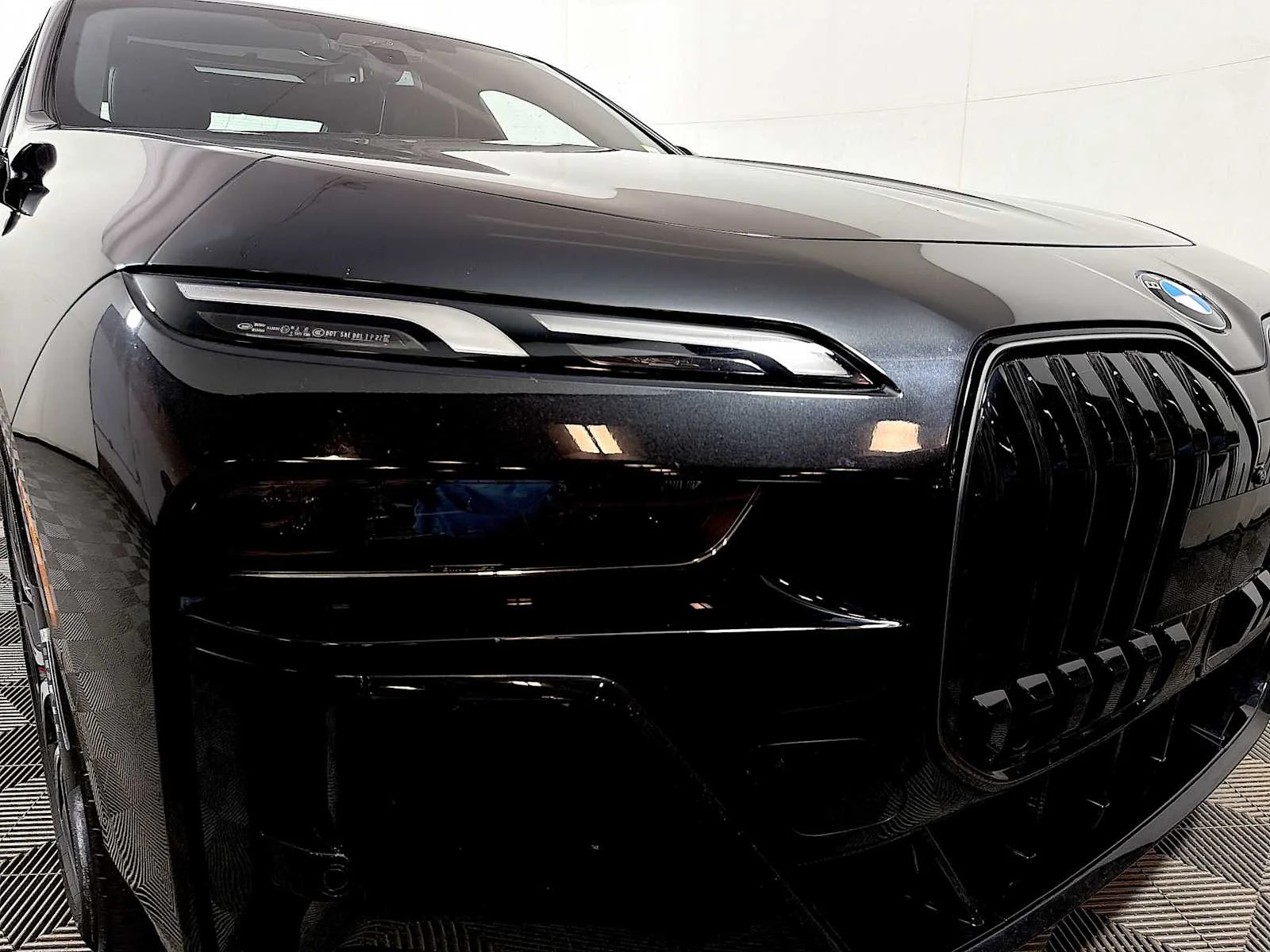 Certified Used 2025 Black Sapphire Metallic BMW 760i xDrive image 25